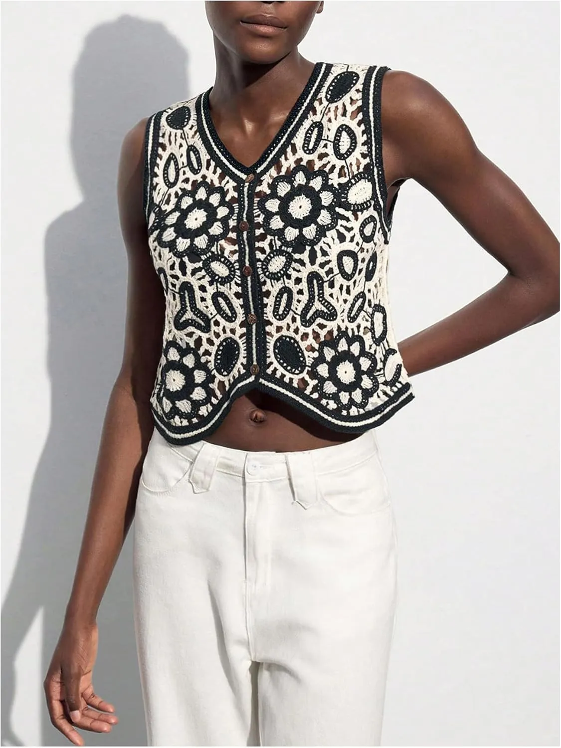 GORGLITTER Women's Crochet Floral Sweater Vest Hollow Out V Neck Button Down Knit Crop Top