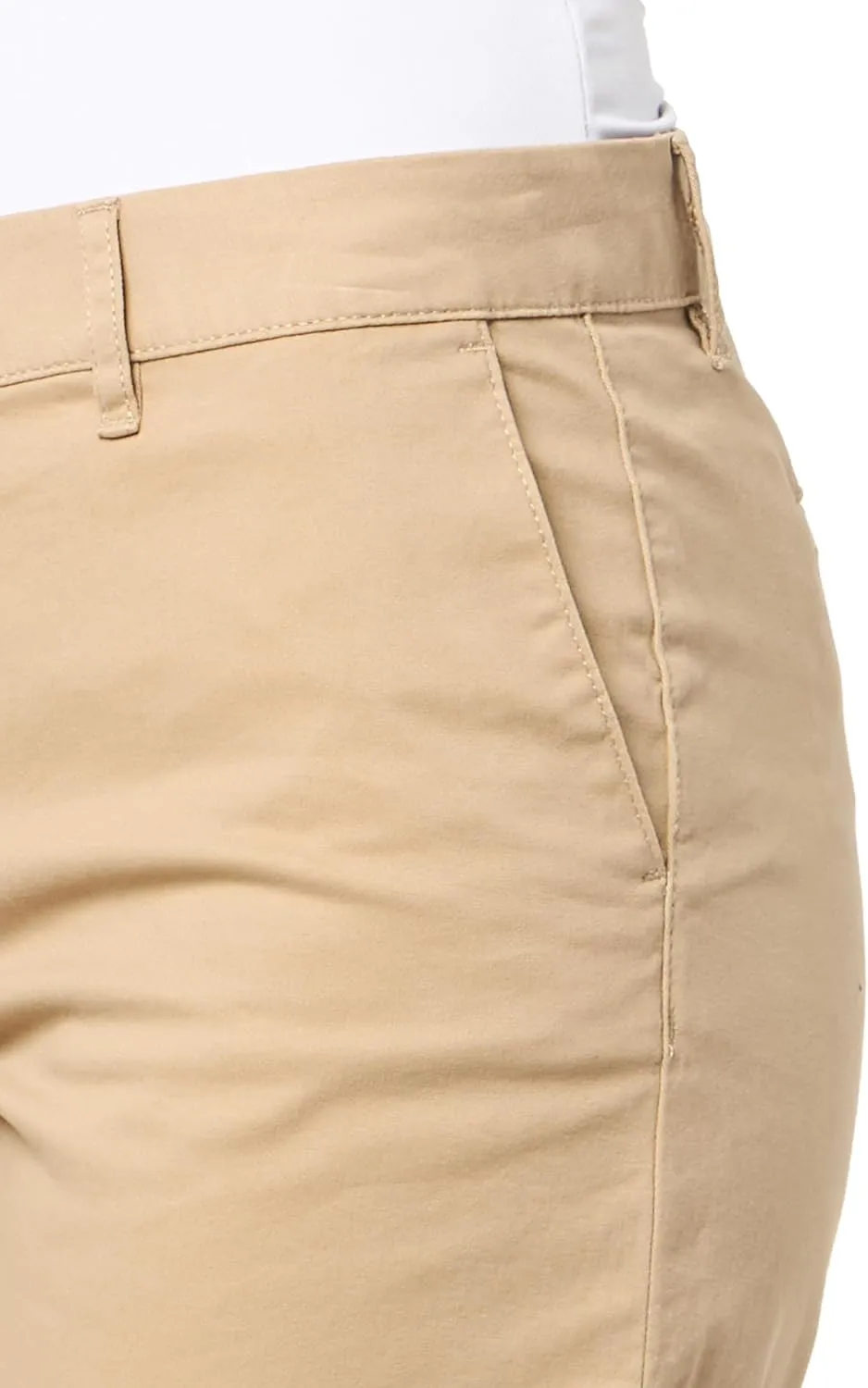 Nautica Women's Riviera Chino Twill 9 Inch Inseam Shorts