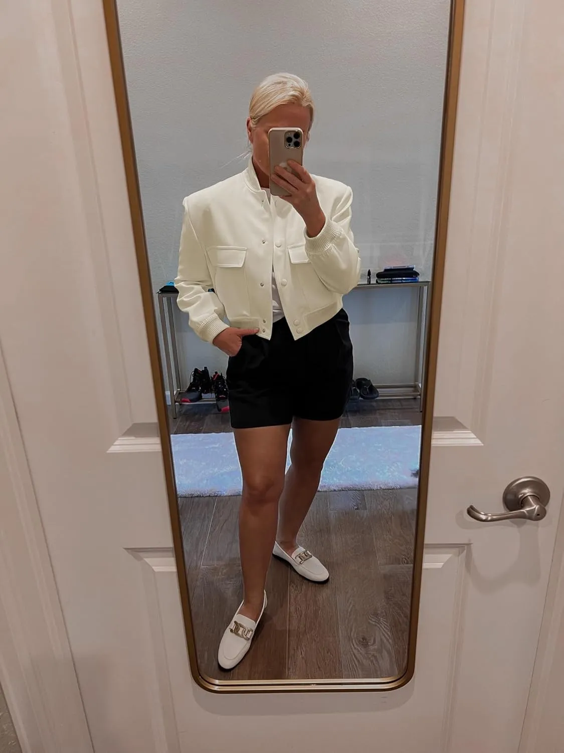 SCUSTY Women's Button Down Bomber Jacket Drop Shoulder Short Cropped Coat Outwear