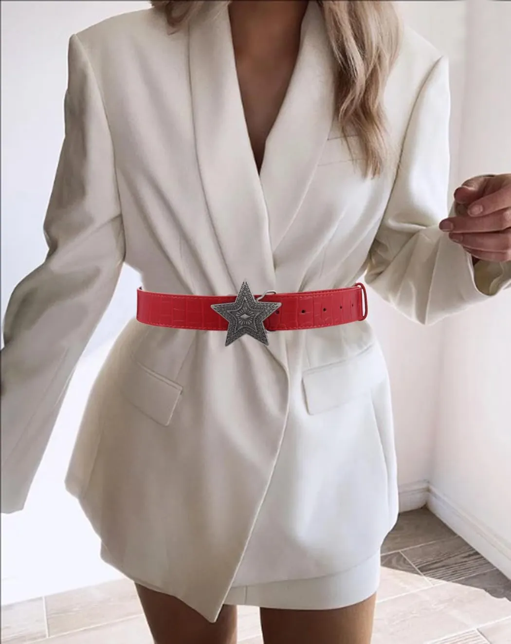 Western Women Leather Belt with Star Buckle Vintage Ladies Waist Belts for Pants Jeans Cowboy Cowgirls Belt