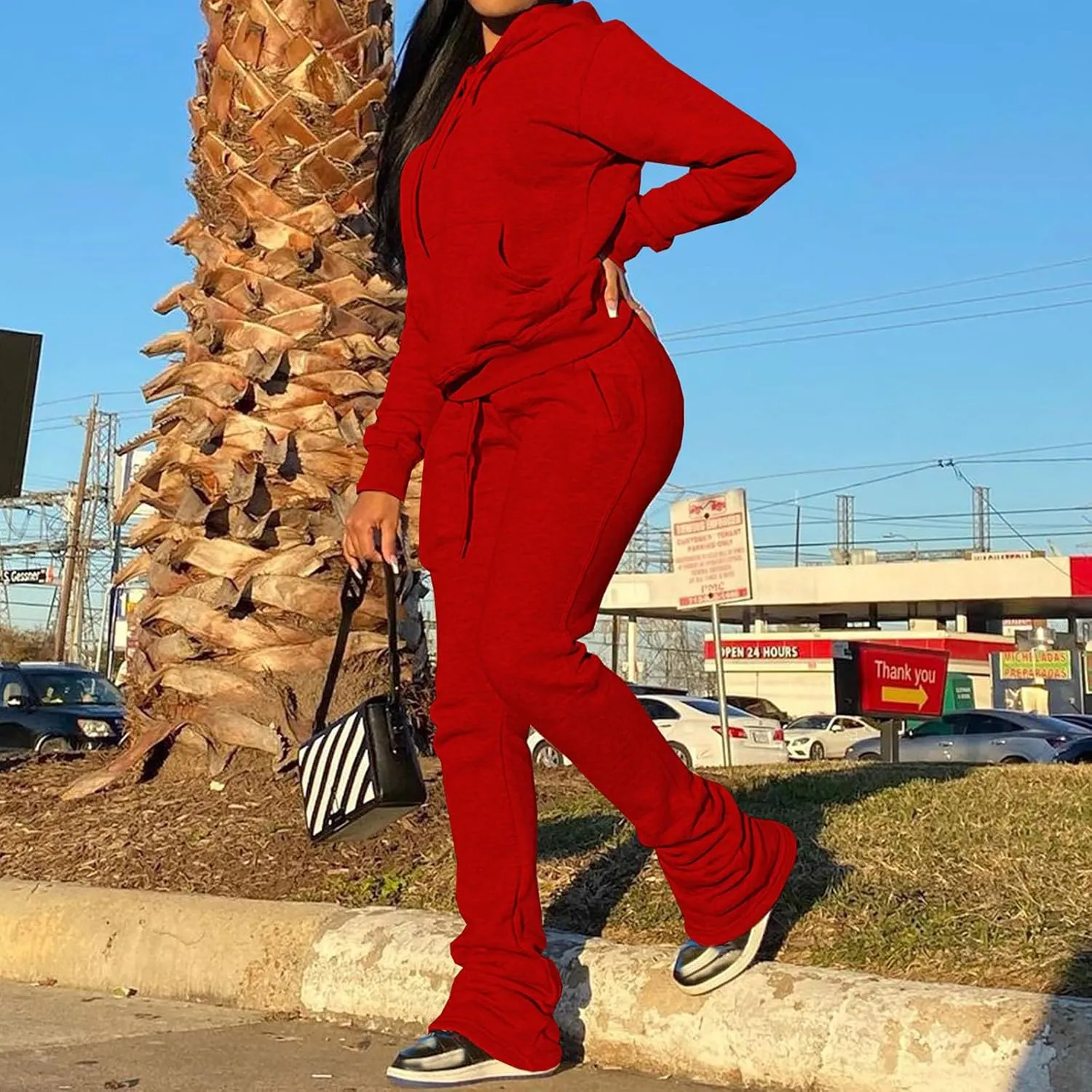 Womens 2 Piece Outfits Oversized Hoodie Sweatsuit and Joggers Sweatpants Sets 2024 Fashion Outfits with Pockets