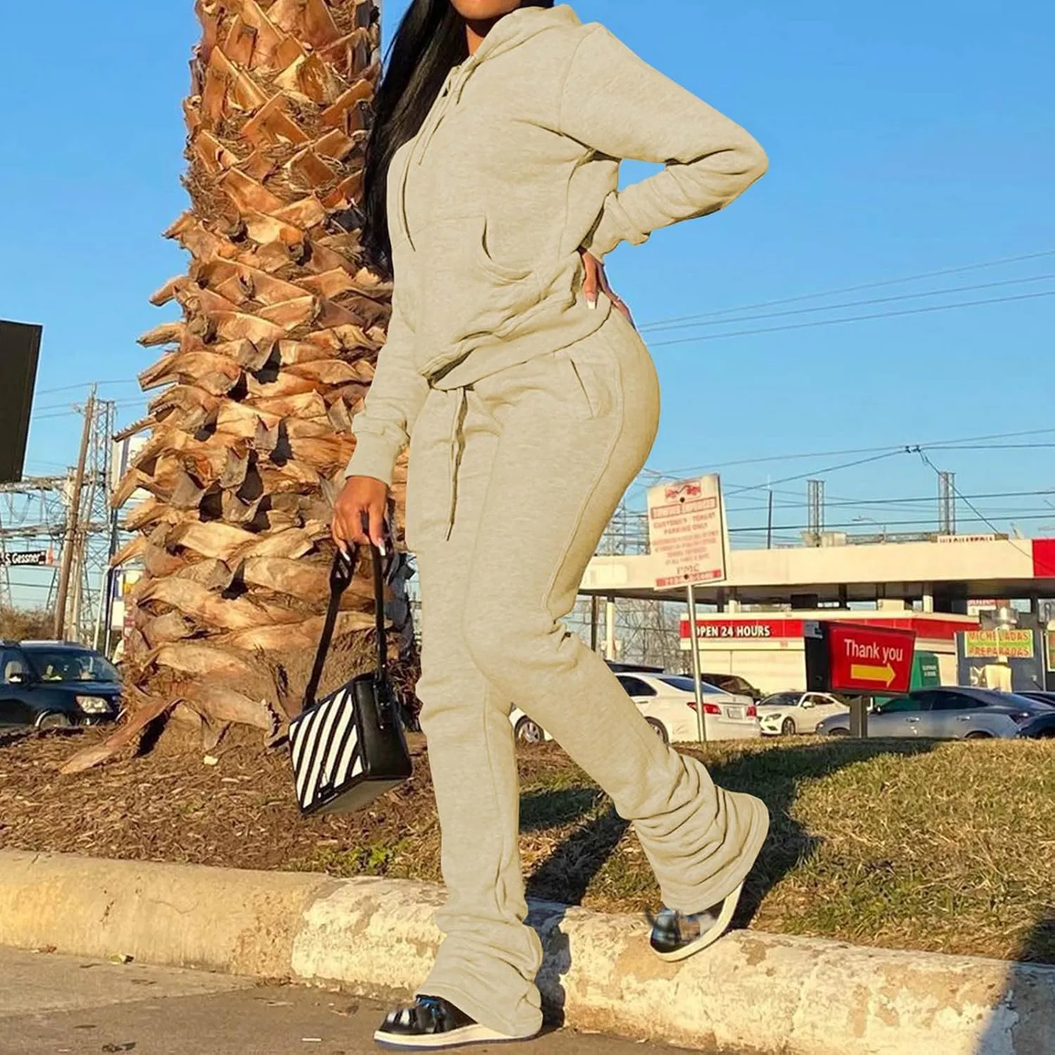 Womens 2 Piece Outfits Oversized Hoodie Sweatsuit and Joggers Sweatpants Sets 2024 Fashion Outfits with Pockets
